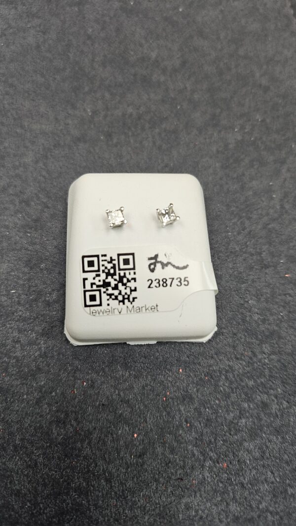 14k Diamond earrings